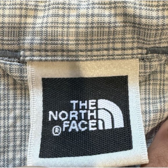 The North Face | Short Sleeve Button Down Shirt Size Large | N1 - Picture 3 of 7